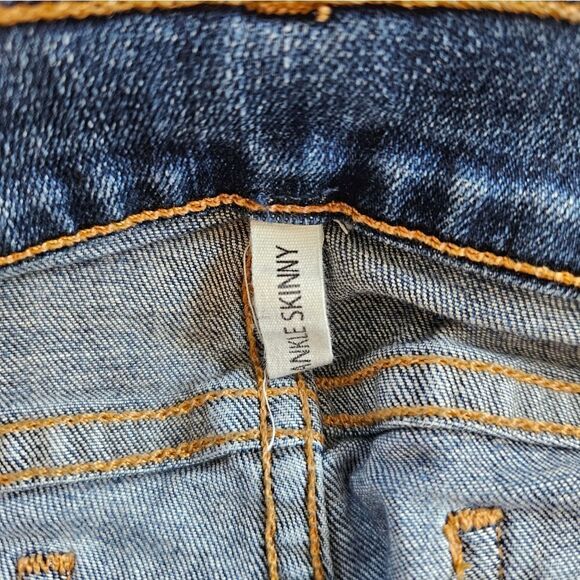 Rag & Bone Cate Mid-Rise Ankle Skinny Fray Step Hem Jeans in Hampton Wash 26 - Picture 11 of 15